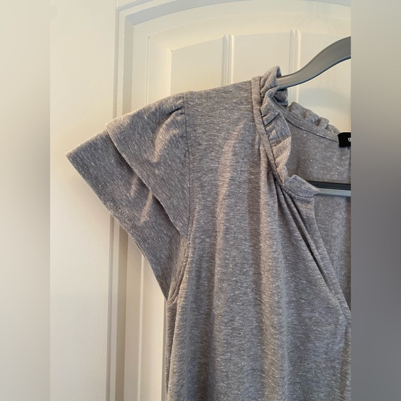 GIBSONLOOK Ruffle Knit Grey Top - Picture 11 of 11